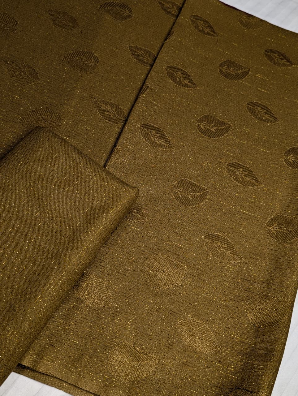 2PC Zari Line Moon Lite Marina – Winter 2025 Collection (DARK MASTRD)