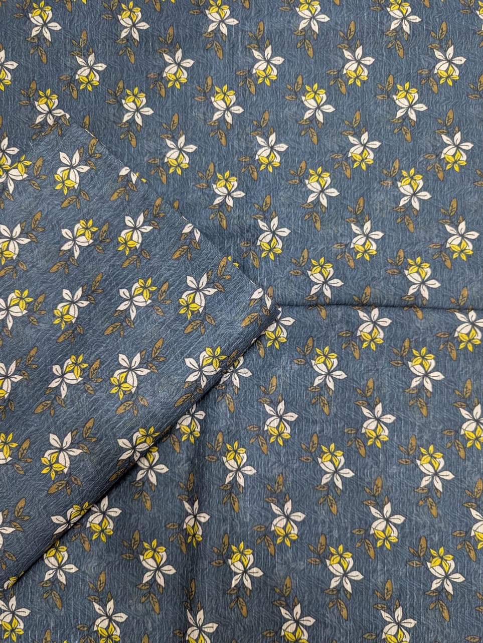 2PC Premium Lawn Bana Doria Print Suit’s Collection
