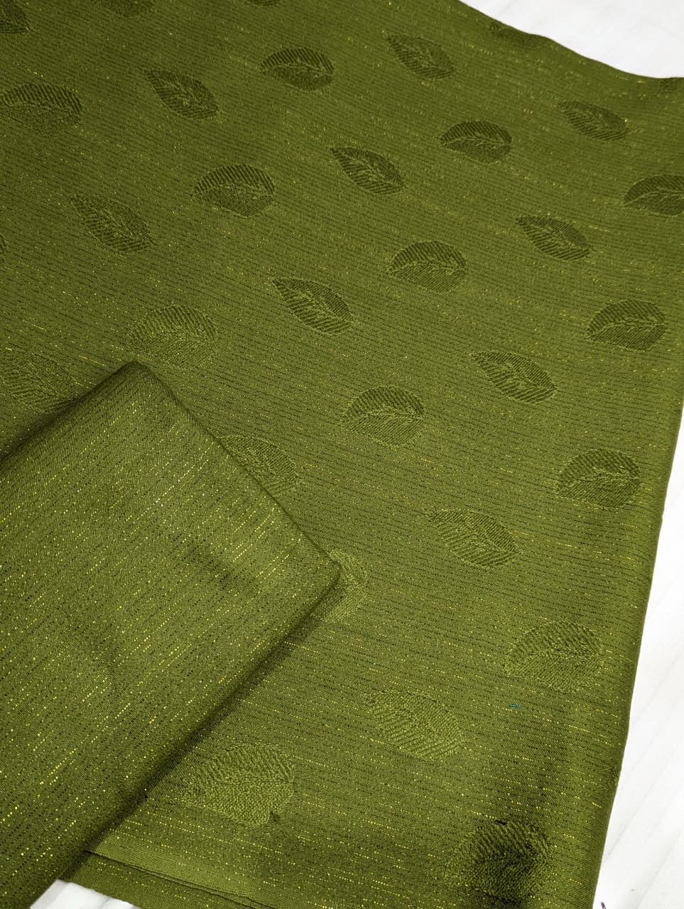 2PC Zari Line Moon Lite Marina – Winter 2025 Collection (PARROT GREEN)