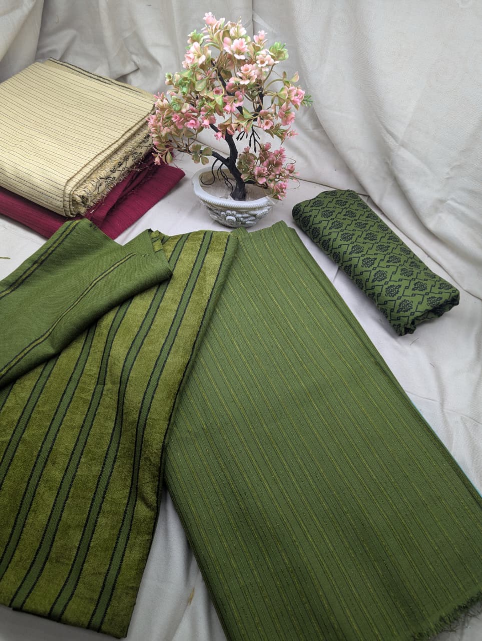 3PC Alpine Black Velvet – Unique Winter Luxury Article (Olive Green)