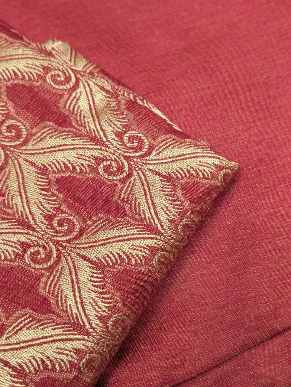 Red golden Chmki Jaeqat winter coat set by Hayadar Clothing, showcasing stylish design and warm fabric for cold weather.