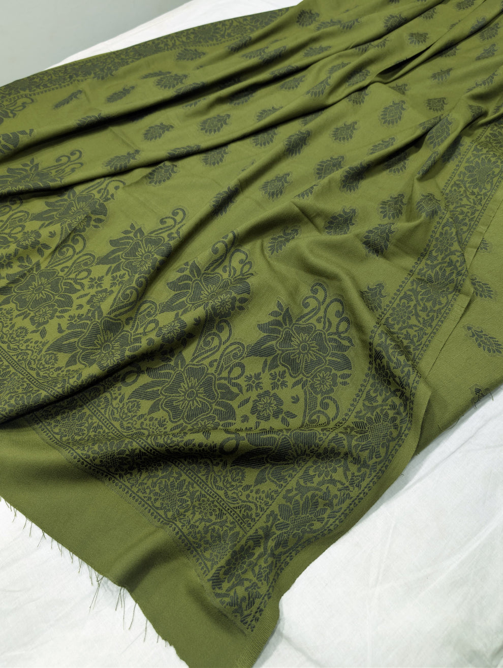 3-PC Premium Marina Motif Brosha (Mehndi Color)