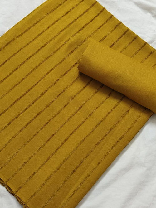 Hayadar Clothing Alpine Velvet Marina 2025 winter collection mustard-colored 2-piece set, featuring soft velvet fabric and stylish design.